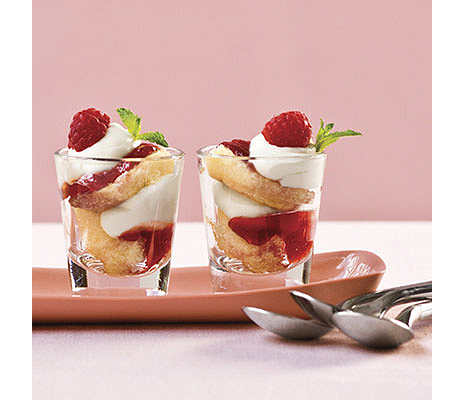 When we posted Crazy About Shot Glass Desserts we had such an overwhelming 