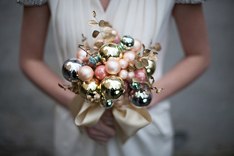 WinterWeddingBouquets12