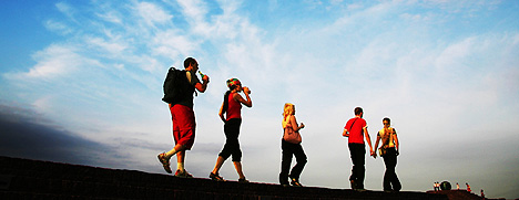 Men and Women walking_cropped