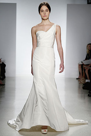 03-amsale-wedding-dresess-h724