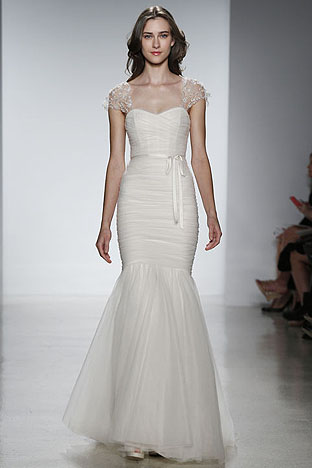 10-christos-wedding-dresses-h724