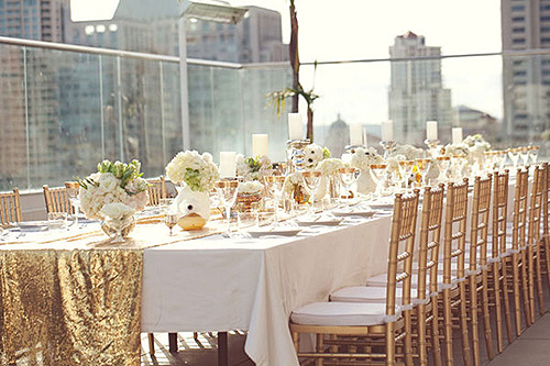 style_me_pretty_gold_tablescape