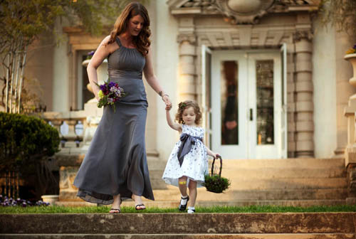 flower-girl-at-liriodendron-wedding