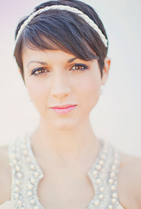 romantic-glamorous-sophisticated-short-hair-wedding-hair-05