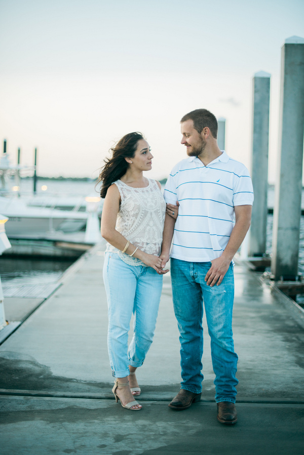 contreras_Kline_tiffany_danielle_photography_aaronandstephanieengagement81_low