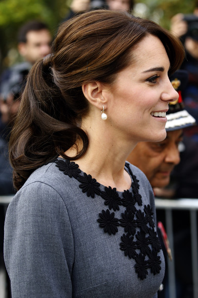 Kate+Middleton+Updos+Loose+Ponytail+qhxgL6SWTPcl