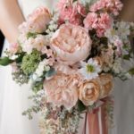 Give Your Wedding a Touch of Elegance and Beauty with Artificial Flowers